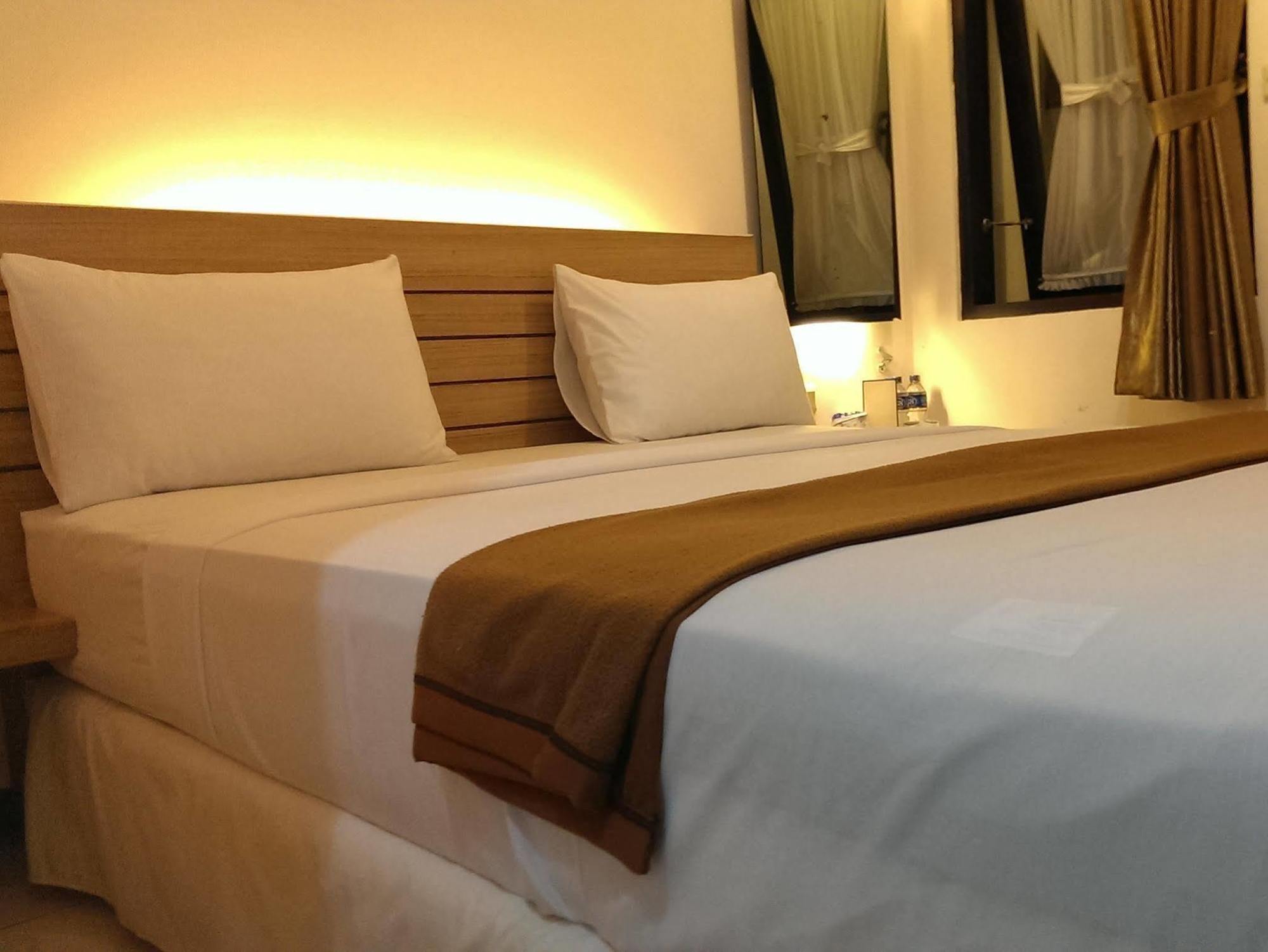 Marciella Hotel Bandung Eksteriør bilde